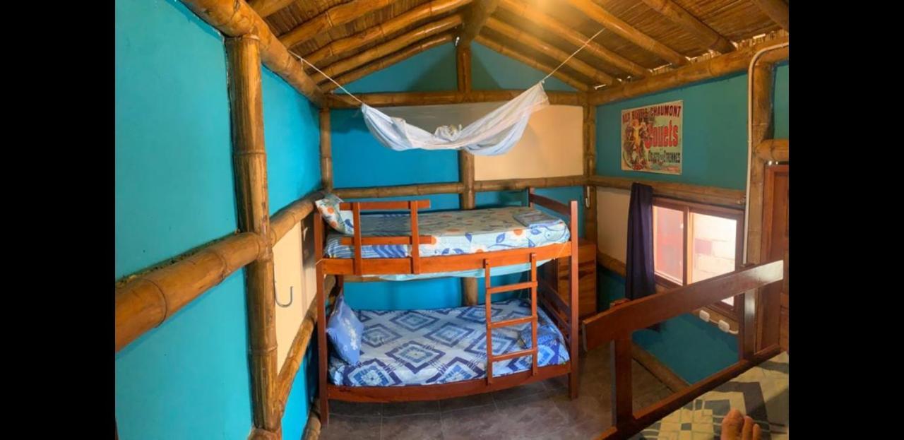My Little House Surf&Backpacker Hostel Монтаньїта Екстер'єр фото