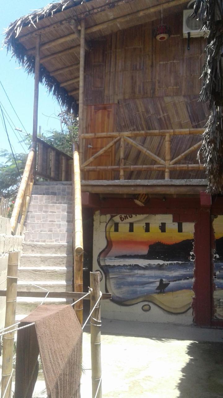My Little House Surf&Backpacker Hostel Монтаньїта Екстер'єр фото